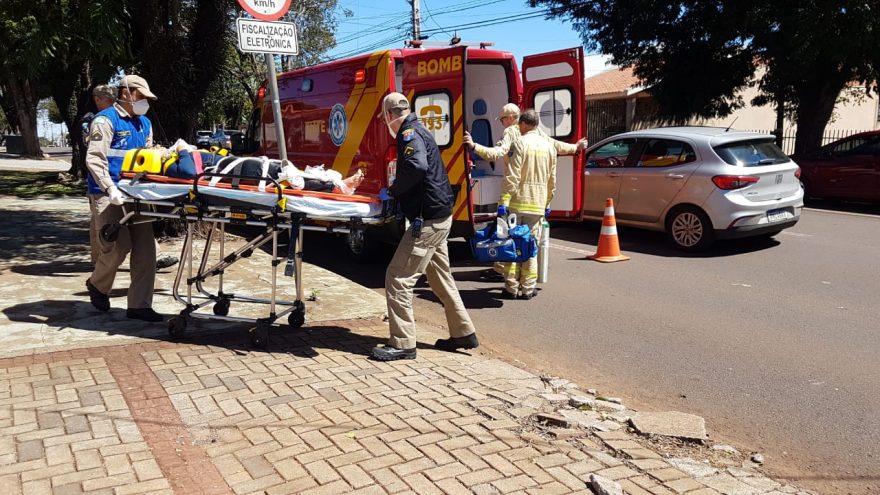 Mulher de 41 anos sofre queda após passar mal em empresa no Centro