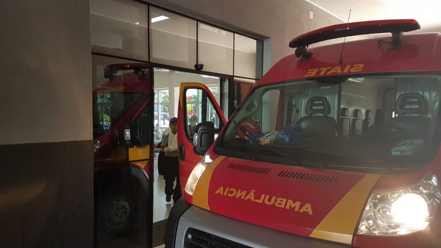 Idoso sofre lesão no braço após sofrer queda em hotel no Centro