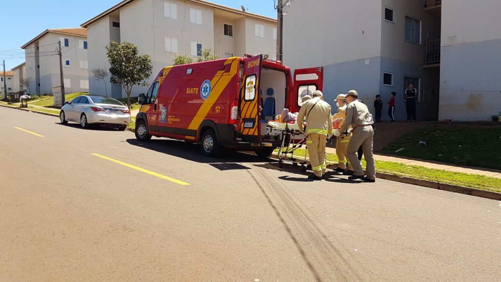 Idosa fica ferida ao sofrer queda no Riviera