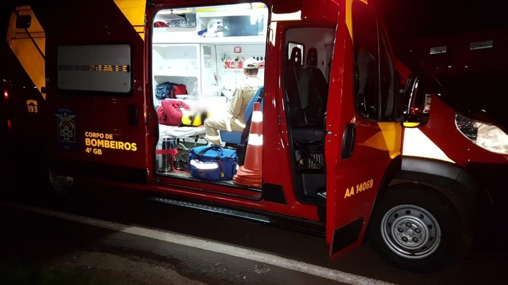 Jovem de 18 anos sofre fratura exposta na perna ao ser atropelado na BR-277