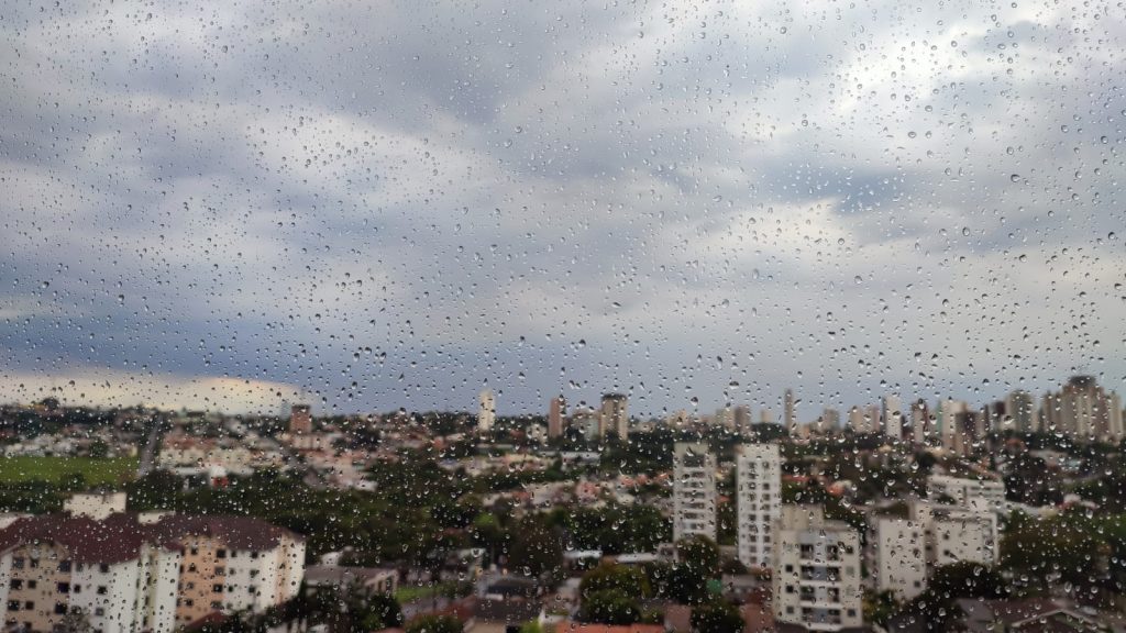 Chuvas devem seguir em Cascavel até sexta-feira (30) segundo Simepar