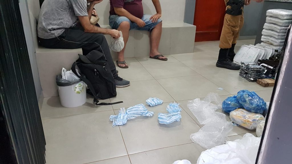 Diversos produtos eletrônicos e acessórios são recuperados pela Polícia Militar em Cascavel