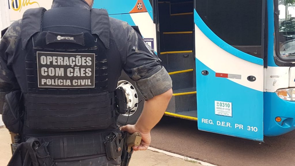 Polícia Civil realiza operação na Avenida Tancredo Neves