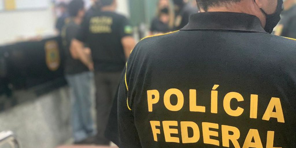 Homem é detido pela Polícia Federal por armazenar arquivos relacionados a abuso sexual de menores