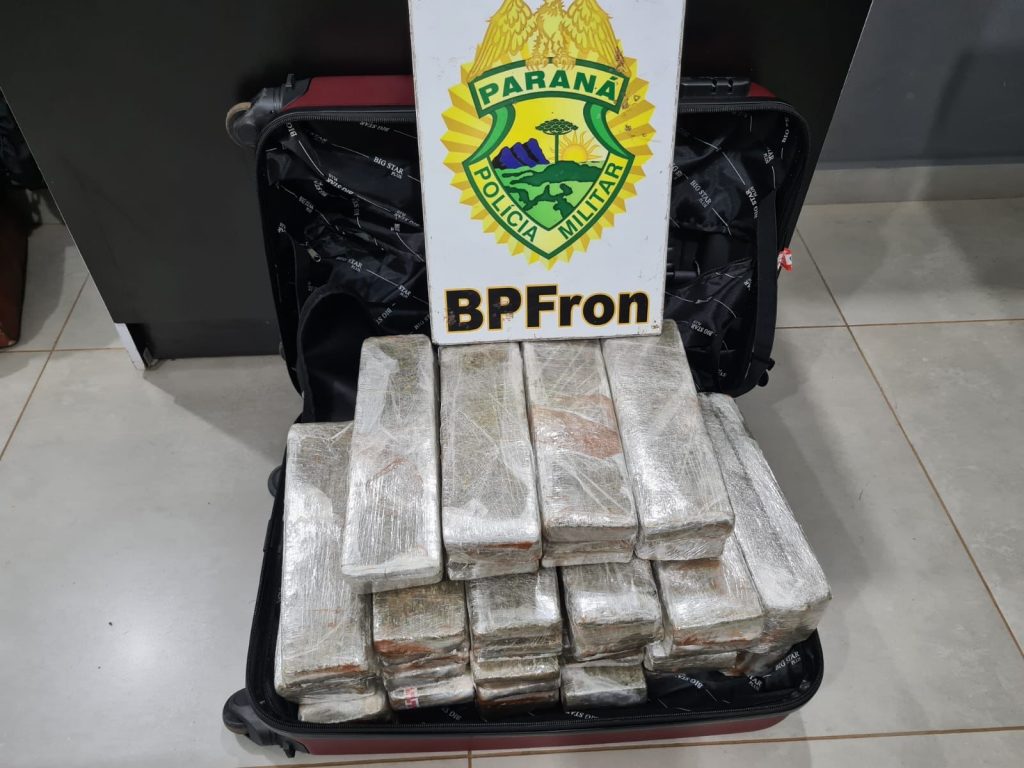 BPFron apreende droga em ônibus em Corbélia