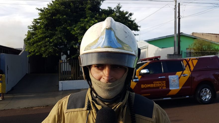 Corpo de Bombeiros dá detalhes sobre incêndio em fábrica de montagem de sofás