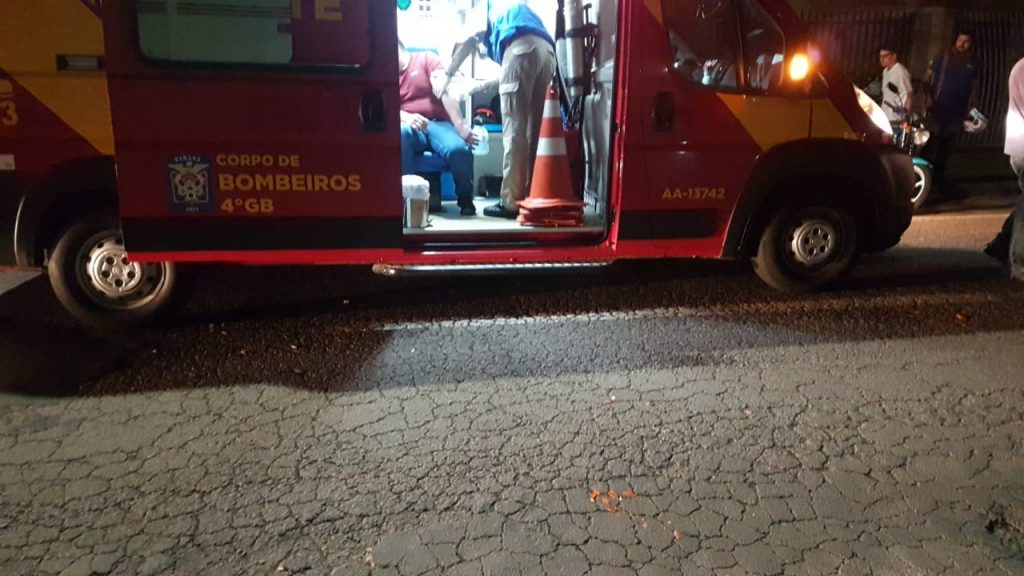 Colisão entre motocicletas deixa homem ferido no Parque Verde