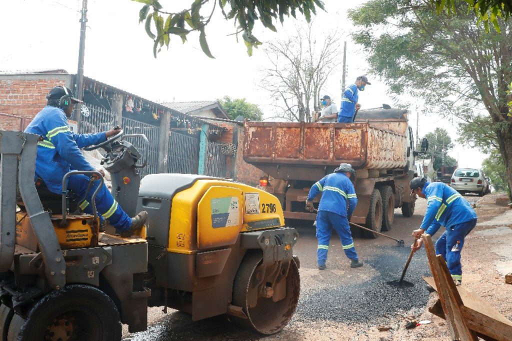 Mais uma etapa de obras de tapa-buracos é realizada na região Norte