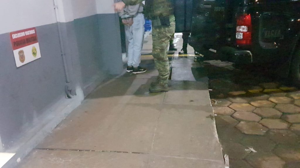 Equipes do BPFron apreenderam adolescente portando maconha em Cascavel