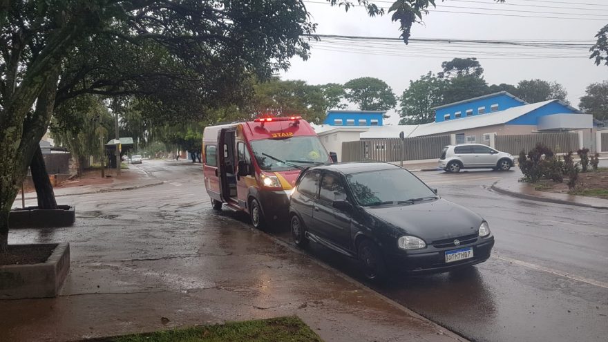 Bombeiros são acionados para atenderem idoso que sofreu queda em bar, mas vítima recusa encaminhamento