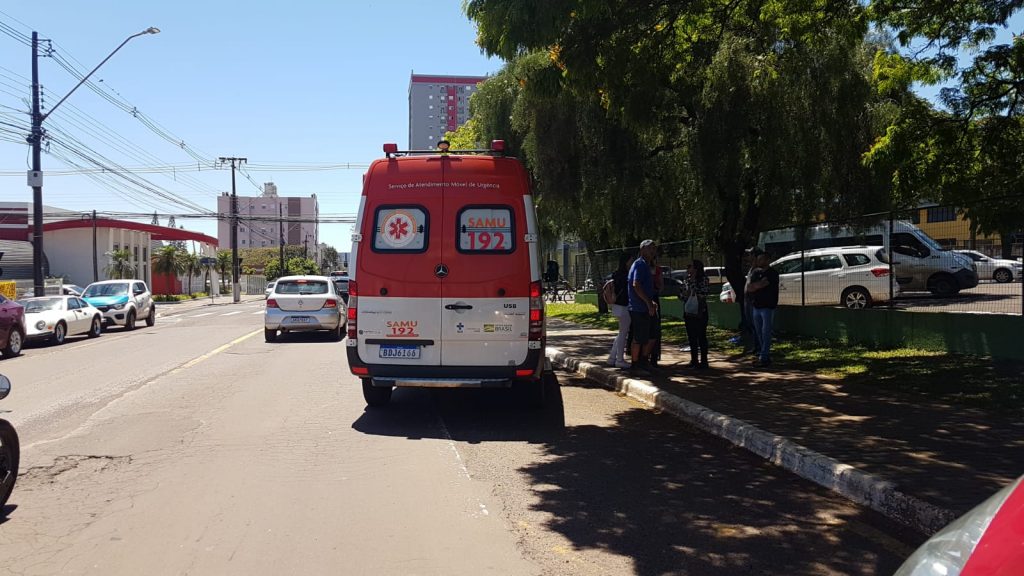 Mulher que foi esfaqueada na Rua JK morre no Hospital Universitário