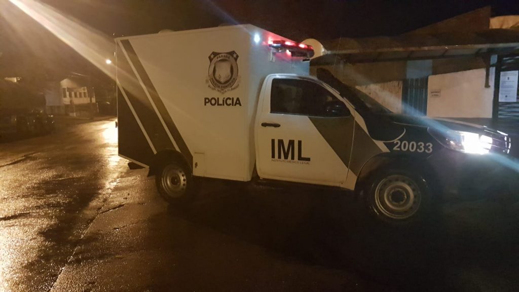 Homem é morto a facadas dentro de empresa em Matelândia