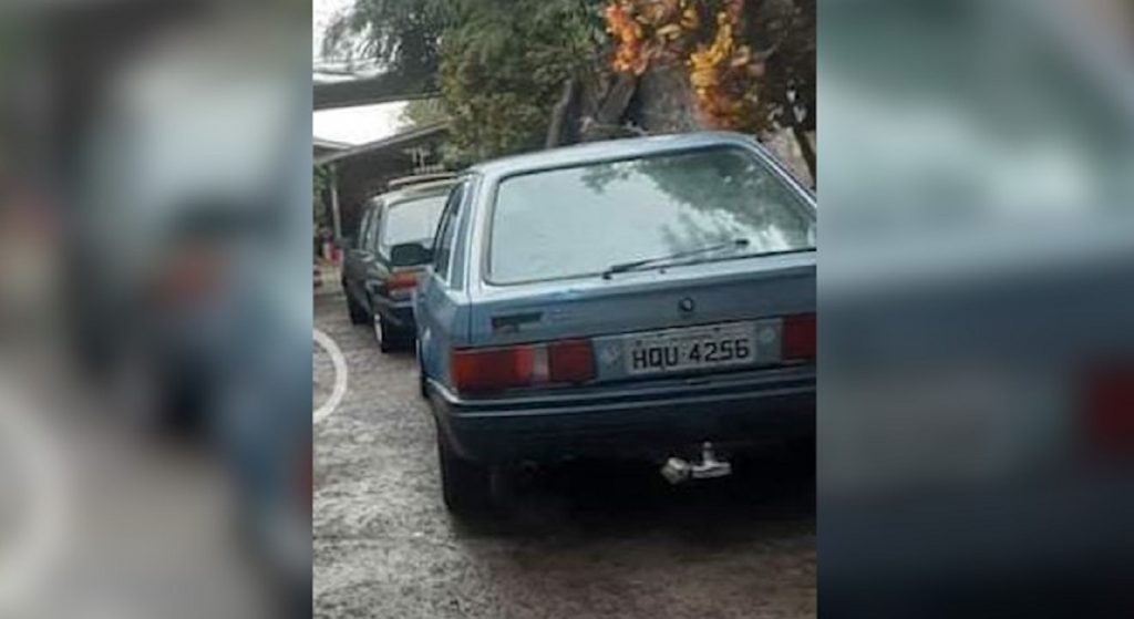 Ford Escort, placas HQU-4256, foi furtado na Região do Lago