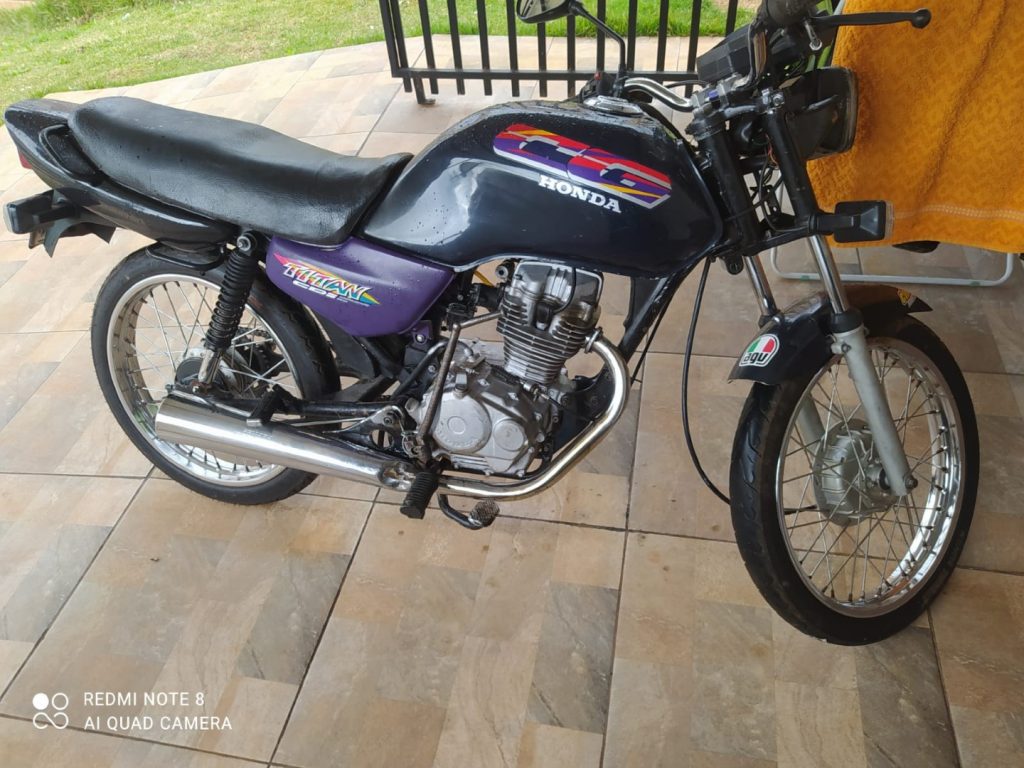Motocicleta Honda CG com placa AFI-2470 foi furtada no Centro