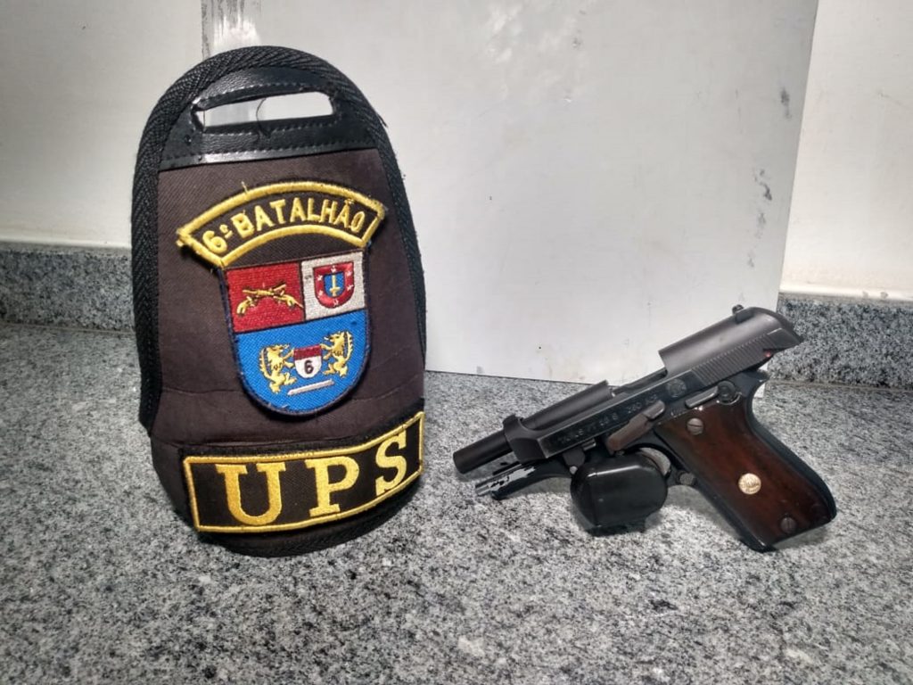 Jovem é detido por estar portando arma de fogo