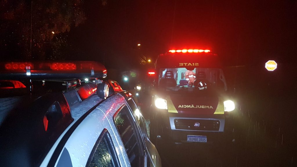 Jovem é baleado nas nádegas no bairro Cascavel Velho; autores do atentado estariam em uma motocicleta
