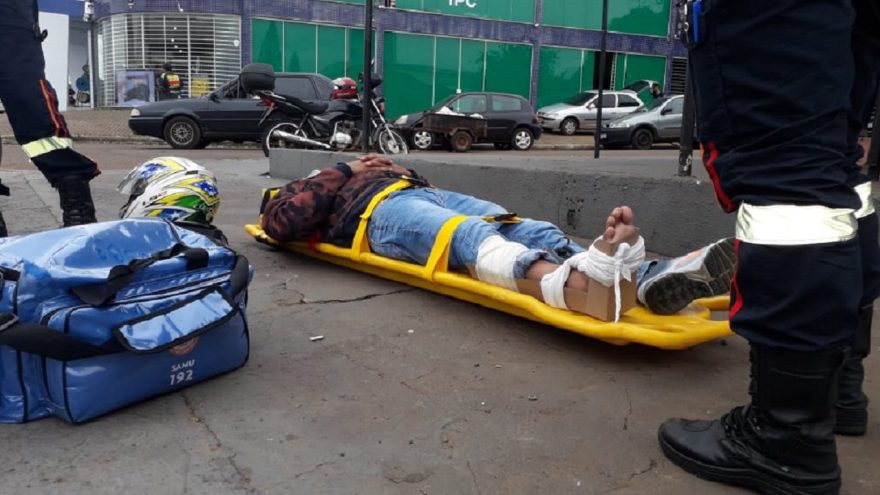 Motociclista sofre contusão na perna após acidente de trânsito no Bairro Maria Luiza
