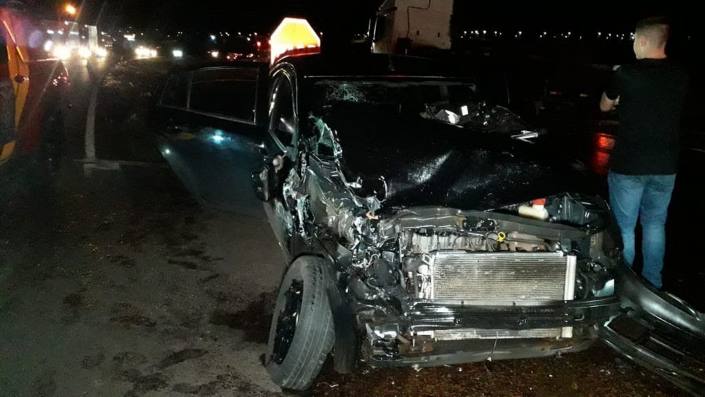 Forte colisão deixa dois jovens feridos na Rodovia BR-467 em Cascavel