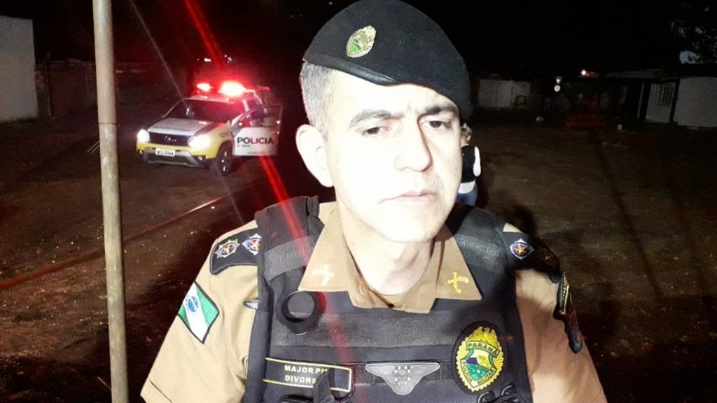 Major da PM relata que equipe policial avistou a fumaça, achou o imóvel e acionou bombeiros ao Centro