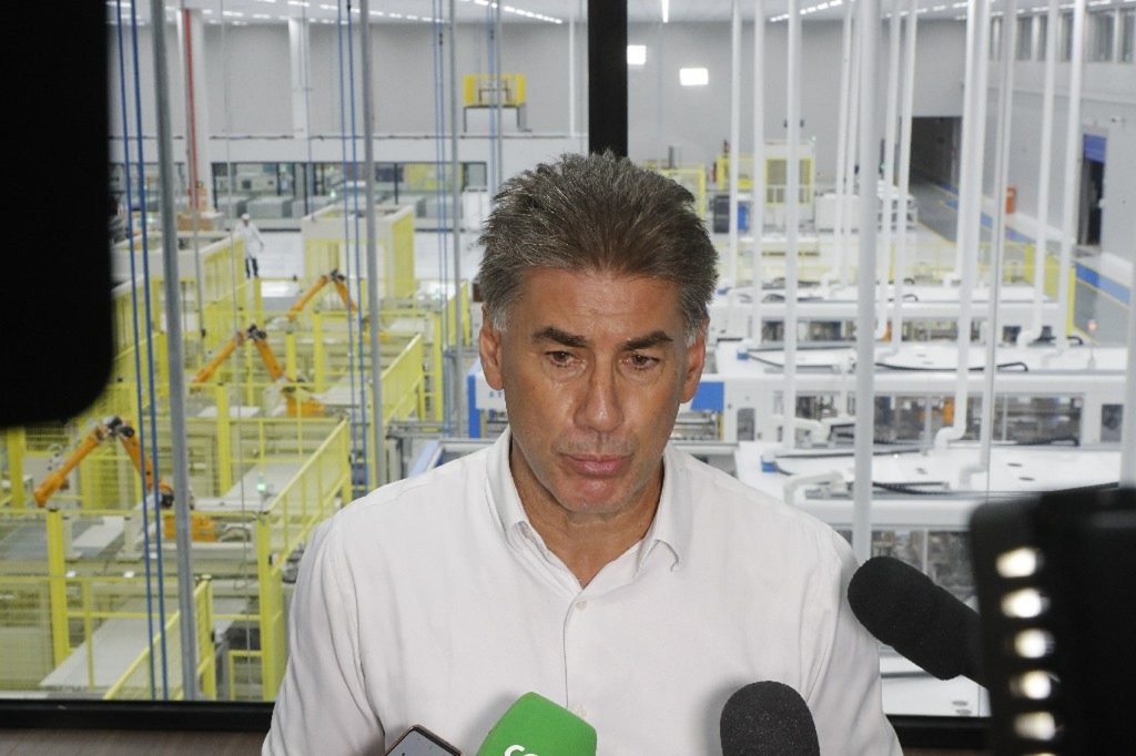 Prefeito Paranhos destaca a importância do investimento em energias renováveis em Cascavel