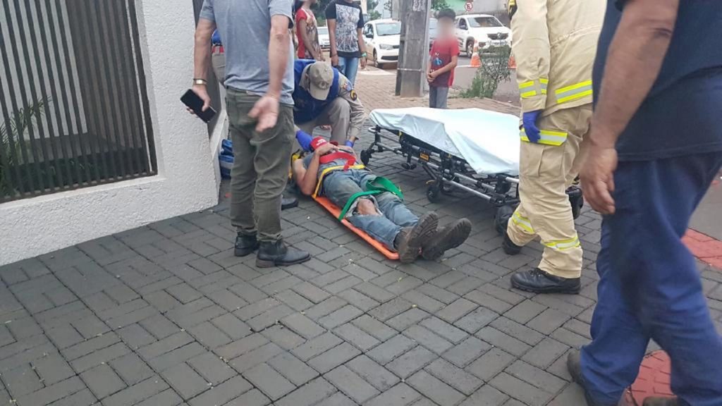 Motociclista fica ferido após colisão no Cascavel Velho