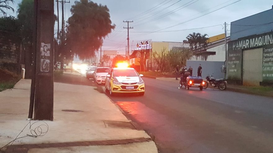 Homem é baleado na Rua Rio da Paz