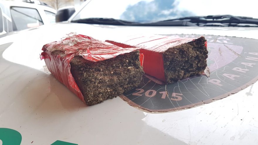 Droga escondida em boca de lobo no Alto Alegre é apreendida