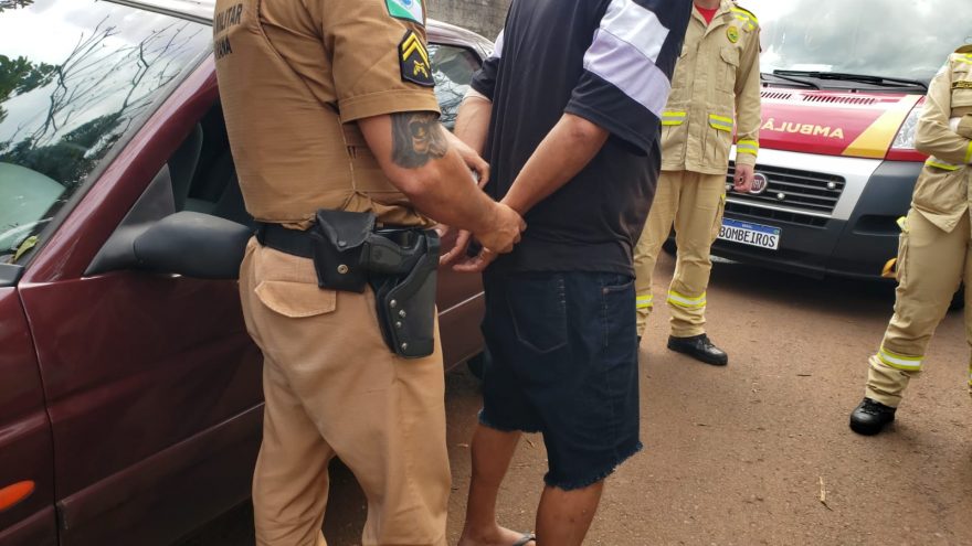 Após desacatar socorristas do Siate e recusar teste do bafômetro, homem é preso no Santa Felicidade