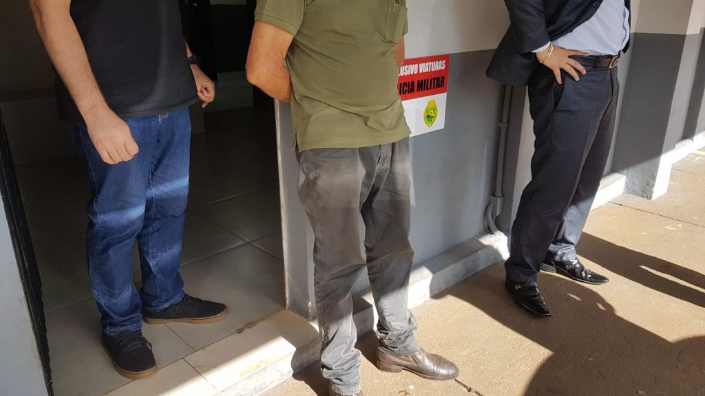 Idoso é detido com mandado em aberto por circulação de moeda falsa