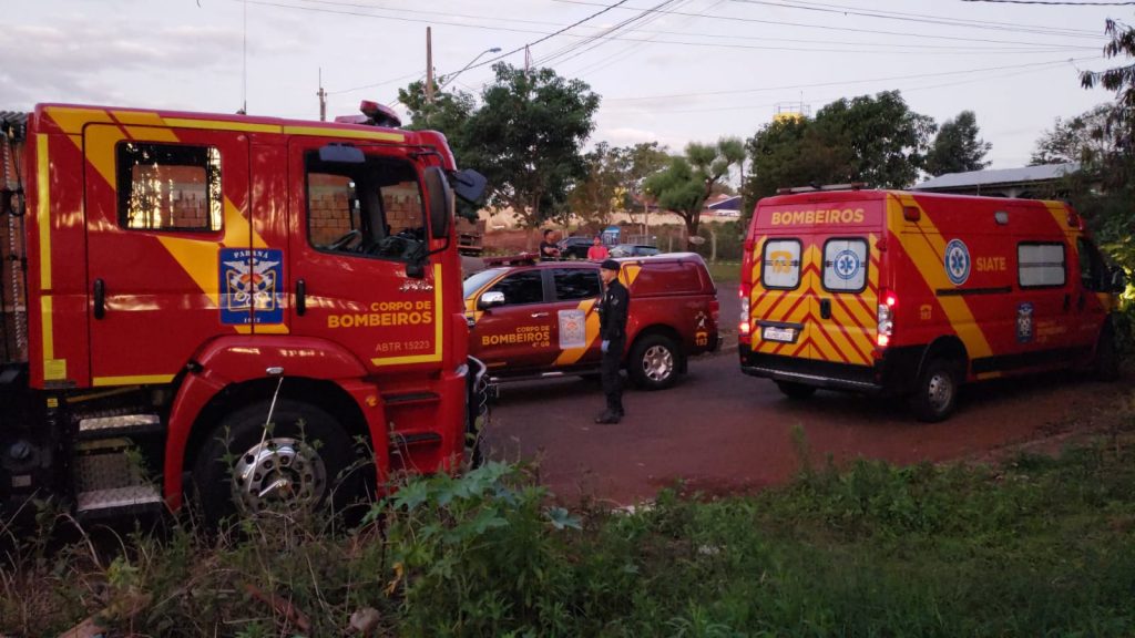 Adolescente em crise é resgatado pelo Corpo de Bombeiros no Santa Felicidade