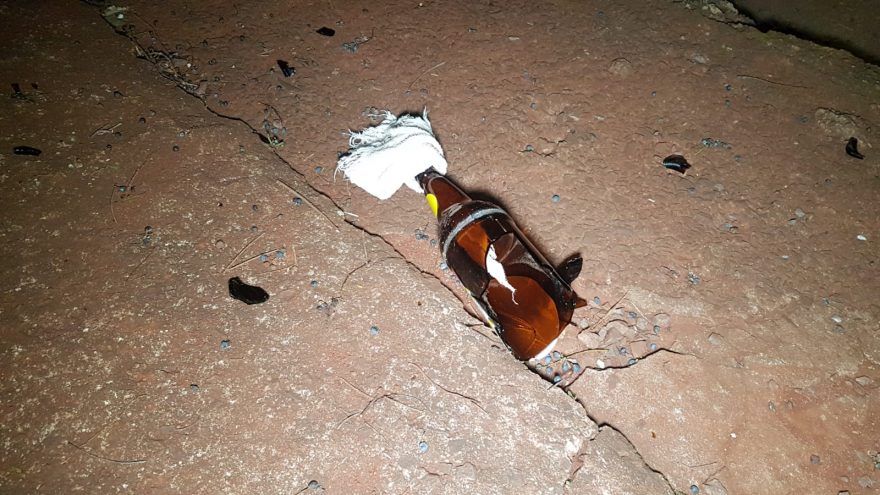 Residência no Santa Cruz pega fogo após coquetel molotov ser lançado em um quarto