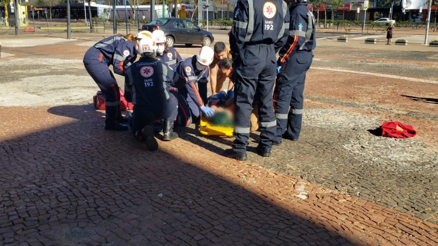 Jovem em surto dentro da Catedral mobiliza Polícia Militar e Samu