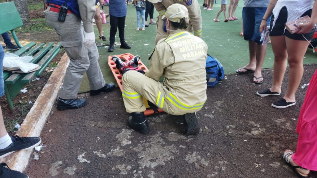Menino de seis anos fica ferido após cair no Zoológico