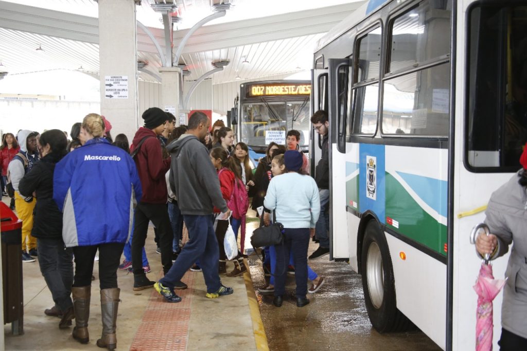 Prefeitura libera transporte gratuito no dia da eleição, com prioridade para idosos e portadores de mobilidade reduzida