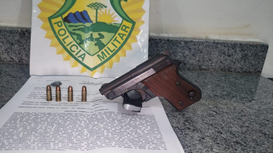Homem faz disparo de arma de fogo em posto de combustíveis e é detido, em Santa Tereza do Oeste