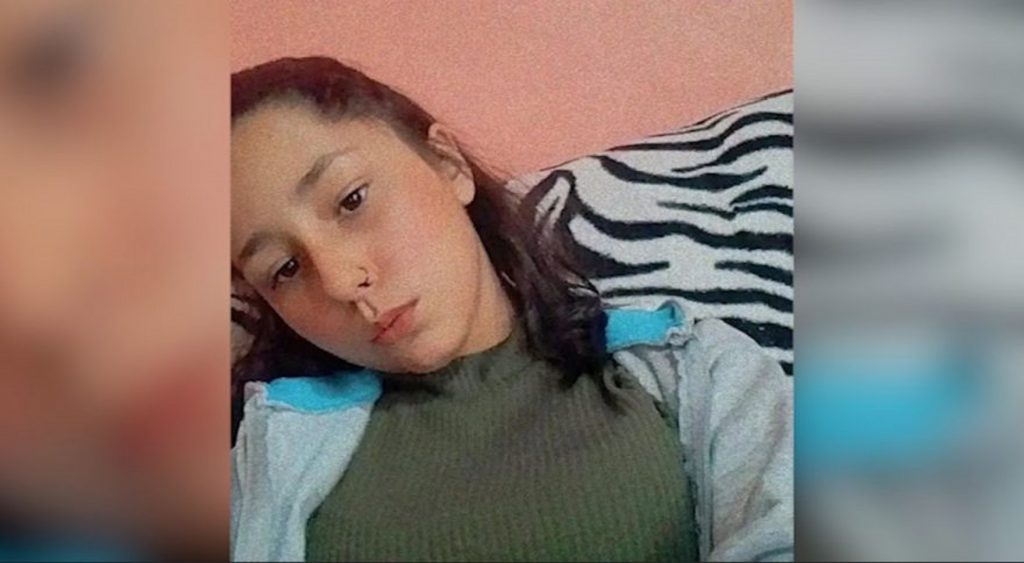 Esthefany Pinheiro, de 11 anos, voltou para casa e está bem; menina estava sumida desde quarta-feira