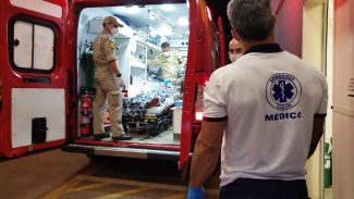 Homem fica em estado gravíssimo ao sofrer dois disparos de arma de fogo no rosto