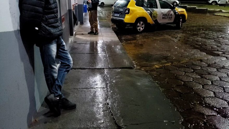 Casal vê fim de relacionamento e caso vai parar na delegacia