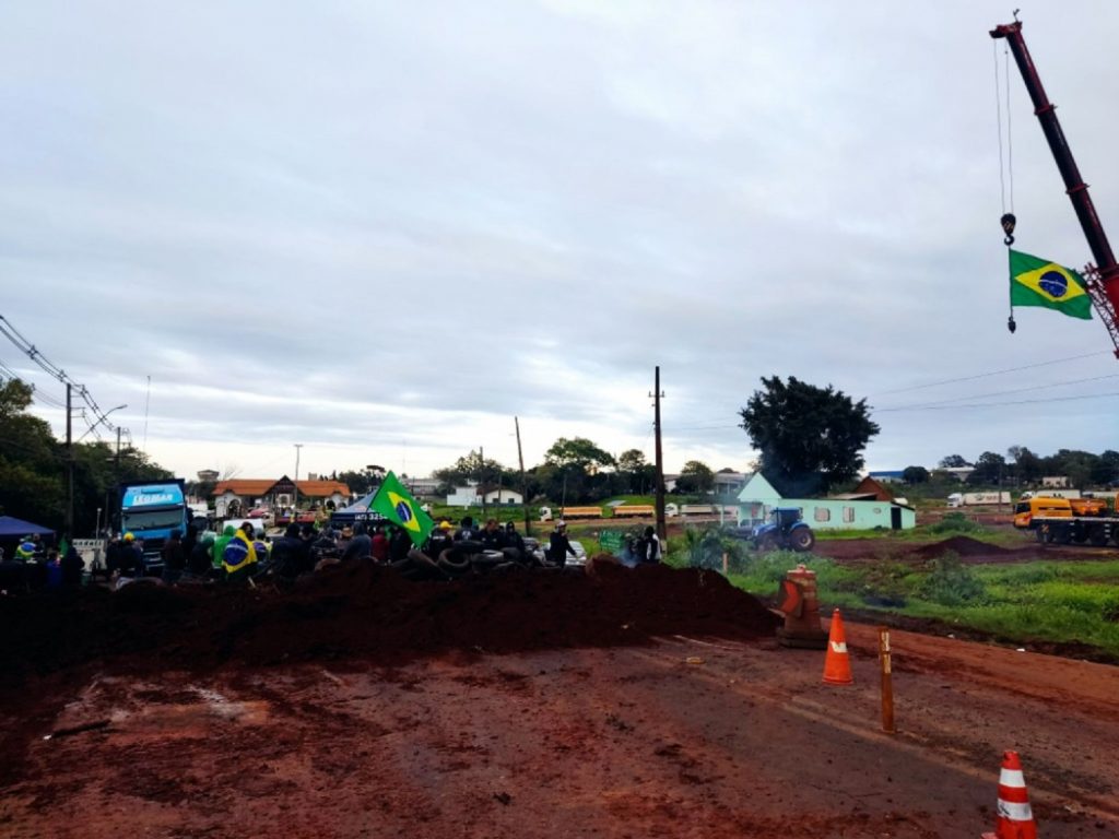 Manifestações são registradas novamente na BR-163 em Marechal nesta terça-feira