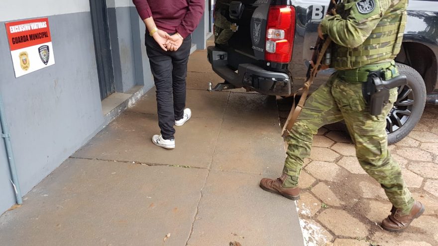 Homem transportando 308 garrafas de vinho é detido pelo BPFron na BR-163