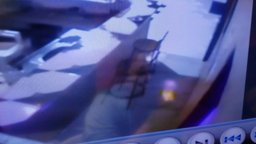 Mulher denuncia segurança que teria desaparecido após pegar celular e bicicleta de boate