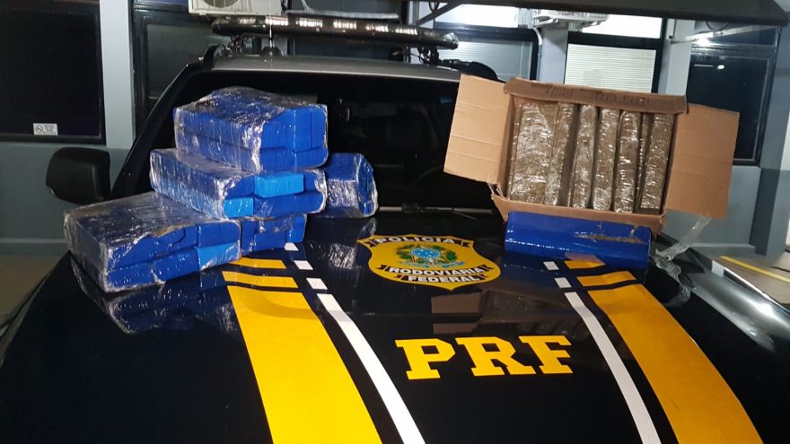 PRF apreende 45 quilos de maconha em veículo, após condutor fugir da abordagem