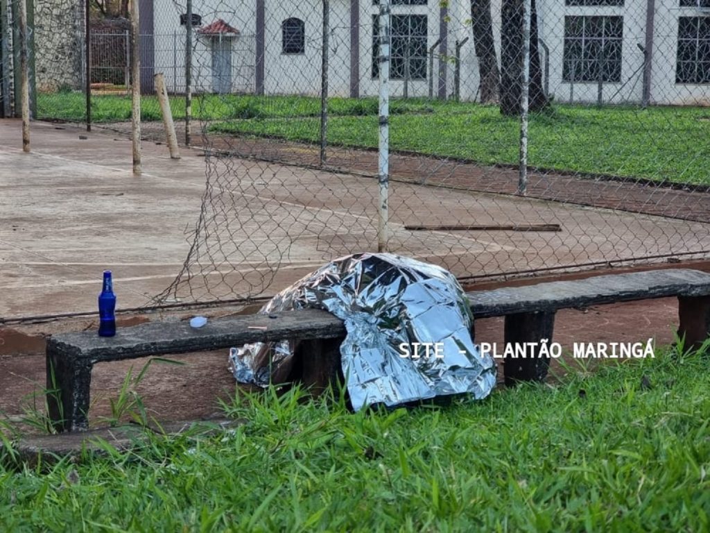 Homem é encontrado morto ao lado de igreja católica em Maringá