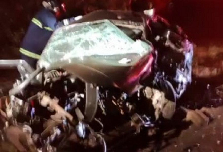 Dois jovens morrem em acidente de trânsito na PR-486