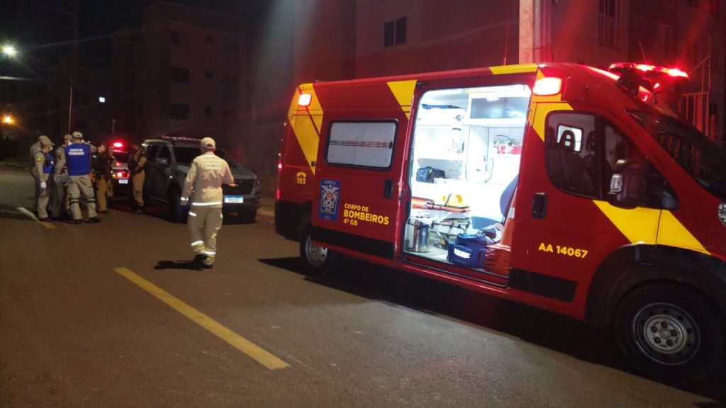 Homem é morto a facadas no Riviera
