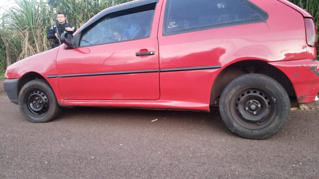 Carro é recuperado no Bairro Santa Cruz