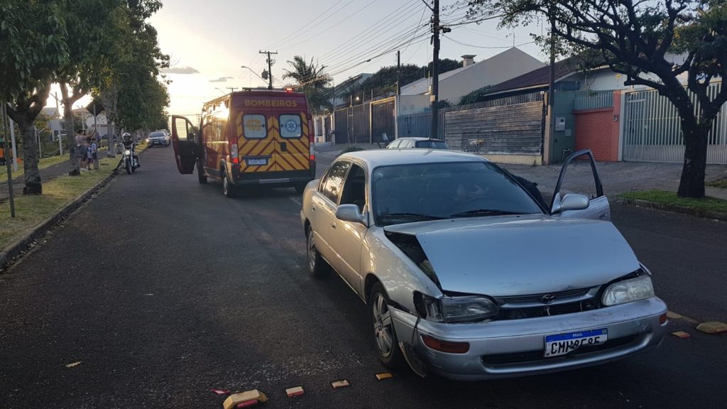 Adolescente fica ferida em acidente de trânsito no Parque São Paulo; um homem foi detido no local