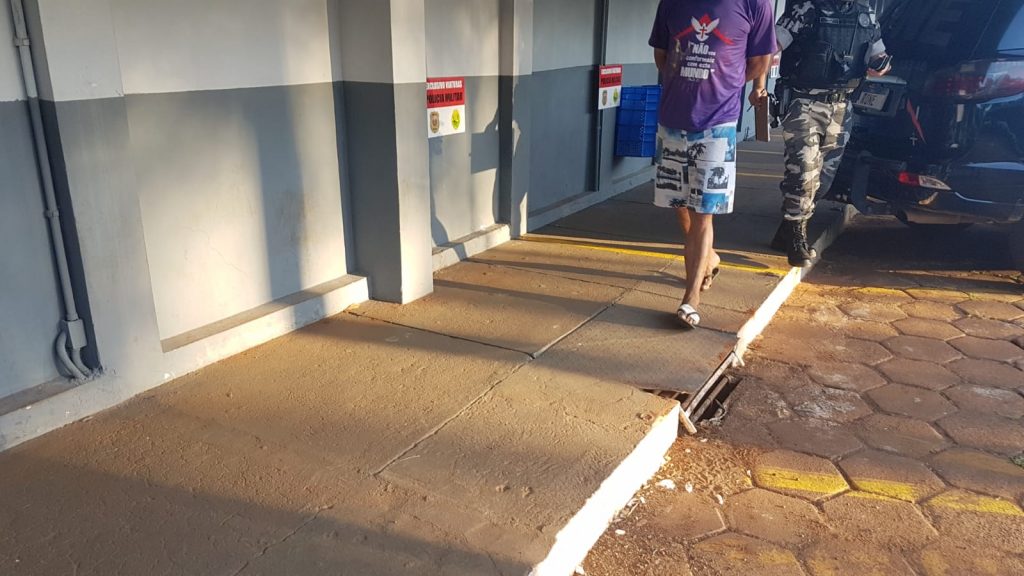Homem é detido pelo Rone suspeito por tráfico de drogas
