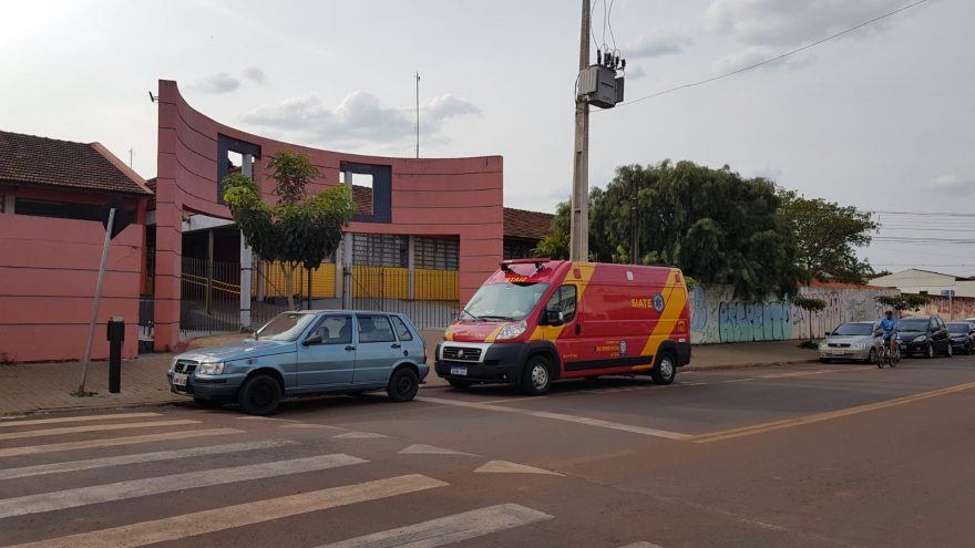 Criança sofre queda enquanto brincava em colégio no Bairro Santa Cruz