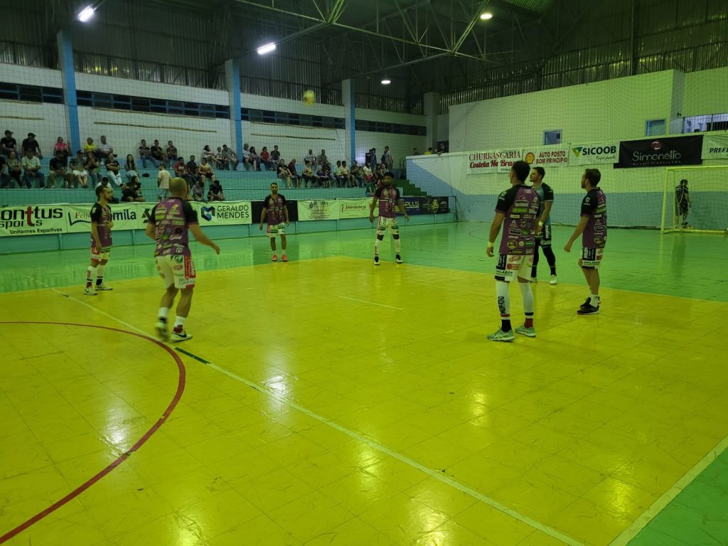 Cascavel Futsal vence Ampére fora de casa no primeiro jogo das quartas de final da Série Ouro
